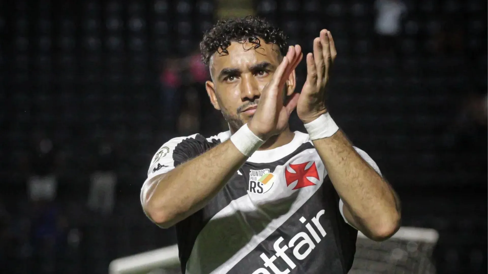 Vasco alinha rescisão contratual de Dimitri Payet: “Encerramento de ciclo”