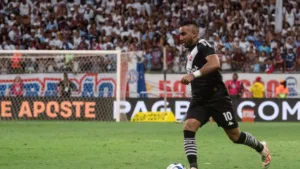 Vasco antecipa rescisão de contrato com Payet e torcedores apoiam decisão do clube