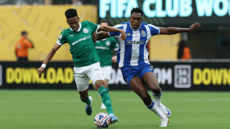 Palmeiras empata com o Porto na estreia do Mundial de Clubes e torcedores ficam na bronca com Estêvão