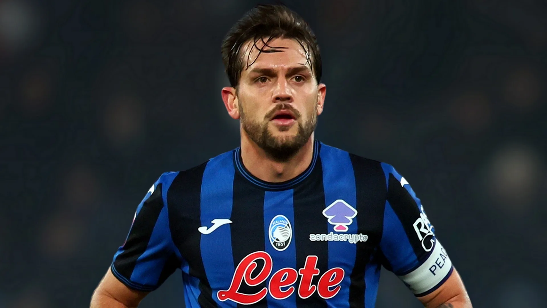 Rafael Tolói é especulado no Internacional e Ribeiro Neto reage sobre o zagueiro: “Vocês estão viajando”