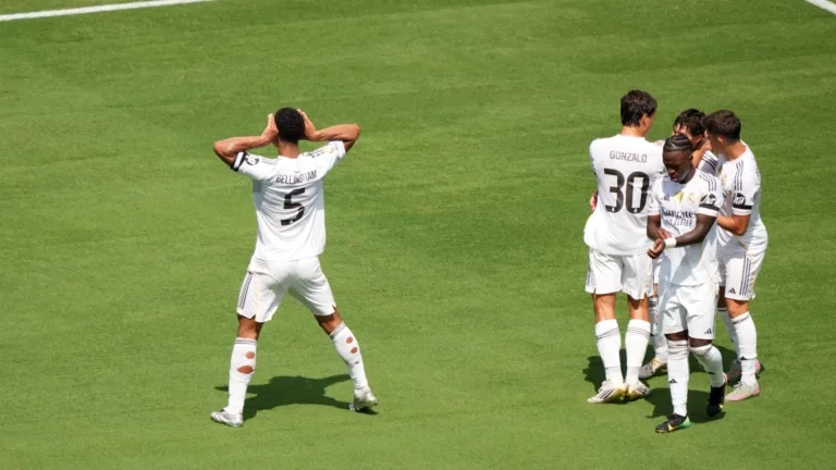 Real Madrid vence Pachuca por 3 a 1 com um jogador a menos no Mundial de Clubes