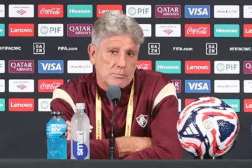 Renato Gaúcho avisa que Cano será reserva do Fluminense e torcida lamenta: “Não tenho saúde para ver Everaldo”