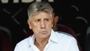 Renato Gaúcho pede demissão do Fluminense e sugere Brasileirão “particular” com Flamengo e Palmeiras: “Se dinheiro faz a diferença”