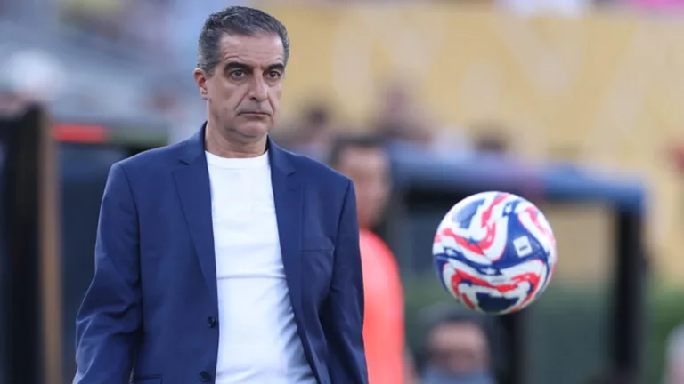 Felipe Neto explica por que Botafogo demitiu Renato Paiva: “Não foi por causa do resultado contra o Palmeiras”