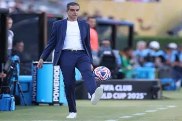 Renato Paiva dedica vitória do Botafogo no Mundial de Clubes sobre PSG à torcida: “Nós fomos taticamente perfeitos”