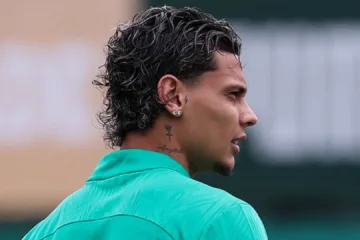 Palmeiras vê Richard Ríos na mira do Nottingham Forest e Nicola diz que o Verdão não descarta saída