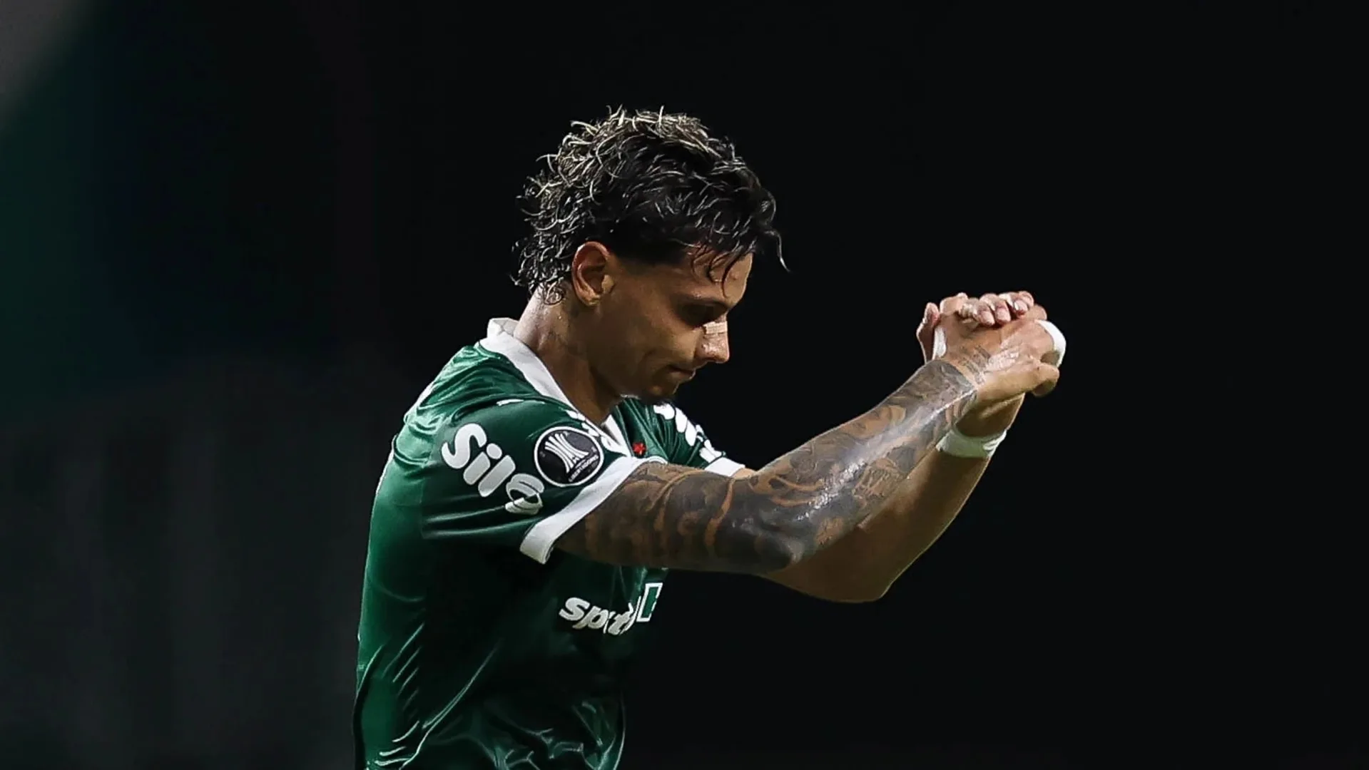 Richard Ríos, do Palmeiras, sente desconforto na seleção e preocupa para a Copa do Mundo de Clubes