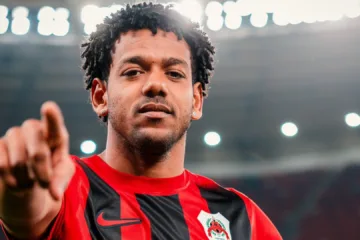 Romarinho quer voltar ao futebol brasileiro e Nicola reage: “Não sei porque o Corinthians ainda não fez contato”