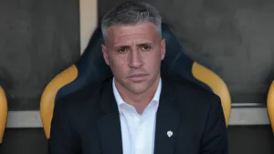 São Paulo pode ter Matheus Alves, Igor Vinícius e mais dois jogadores de saída após a chegada de Crespo