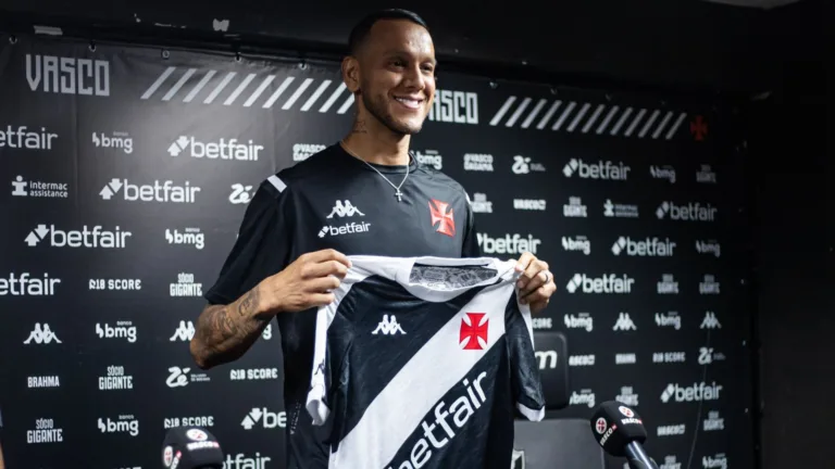 Souza alerta o Flamengo sobre trabalho promissor de Fernando Diniz no Vasco: “Vai tomar uma pressão”