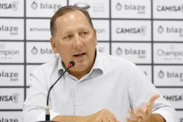 Torcedores do Botafogo apoiam John Textor em polêmica com Artur Jorge: “Fez bem em cortar o papo furado”