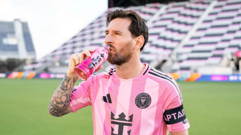 Torcedores do Palmeiras ‘temem’ Messi e fazem pedido antes de duelo no Mundial: “Não deixa ele finalizar”