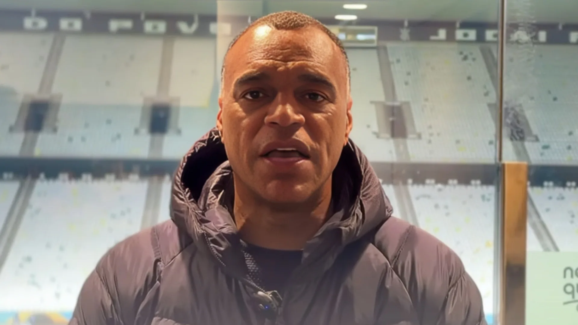 Torcedores do São Paulo se irritam com Denílson em comparação envolvendo o Palmeiras: “Nunca foi ídolo”