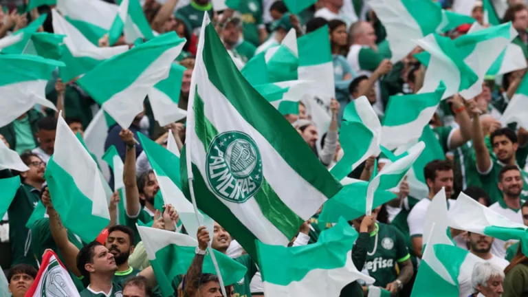Sormani vê torcedores do Palmeiras se humilhando ao descartar título mundial de 51: “Tenta ganhar o campeonato agora”