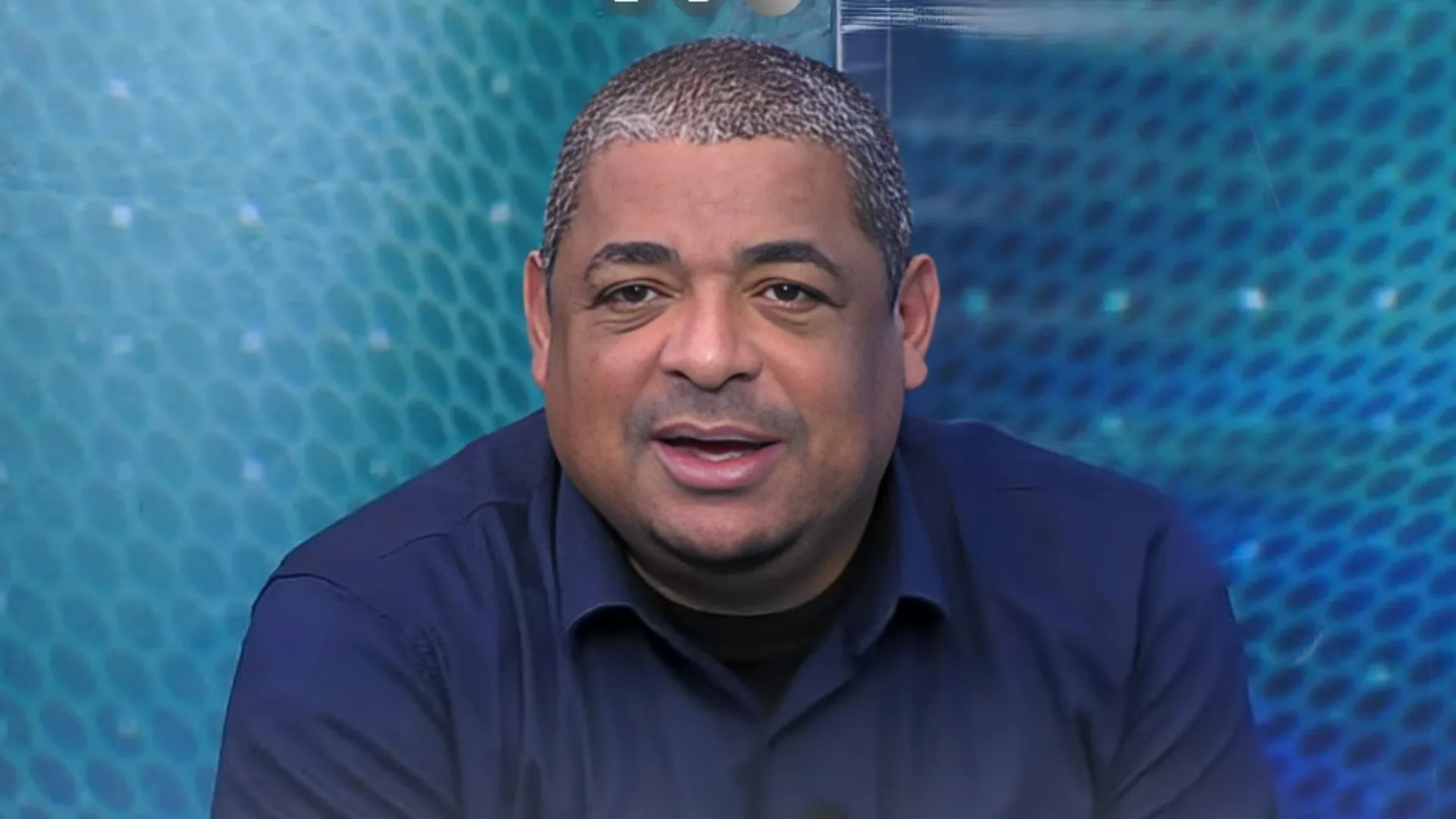 Vampeta analisa chegada de Sampaoli ao Atlético-MG e projeta reação: “Tem elenco e sobe na tabela”