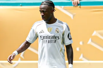 Xabi Alonso não alivia para Vinícius Júnior e ‘cobra’ atacante do Real Madrid no Mundial: “Queremos que seja decisivo”