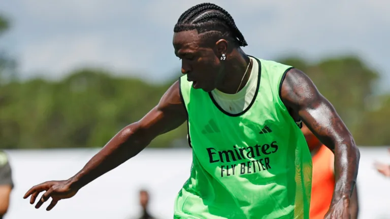 Jornal espanhol critica Vinícius Júnior no Real Madrid e aponta recomeço no Mundial de Clubes: “Temporada não foi das melhores