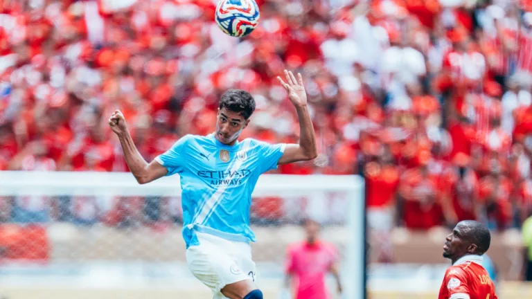 Torcedores elogiam Vitor Reis, ex-Palmeiras, após vitória do Manchester City no Mundial de Clubes: “Craque do jogo”