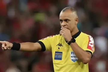 VSR explica diferenças de arbitragem entre o Brasileirão e o Mundial de Clubes: “Por que eles vão bem na Fifa?”