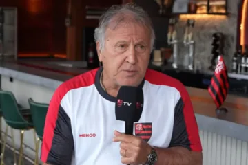 Zico reage à polêmica de Raphinha, do Barcelona, sobre o Mundial de Clubes: “Não pode falar outra coisa”