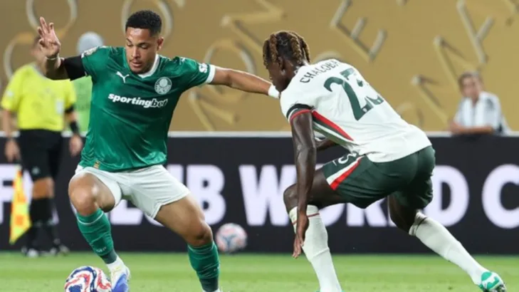 Chelsea vence o Palmeiras por 2 a 1 e avança à semifinal do Mundial de Clubes nos EUA Chelsea vence o Palmeiras por 2 a 1 e avança à semifinal do Mundial de Clubes nos EUA