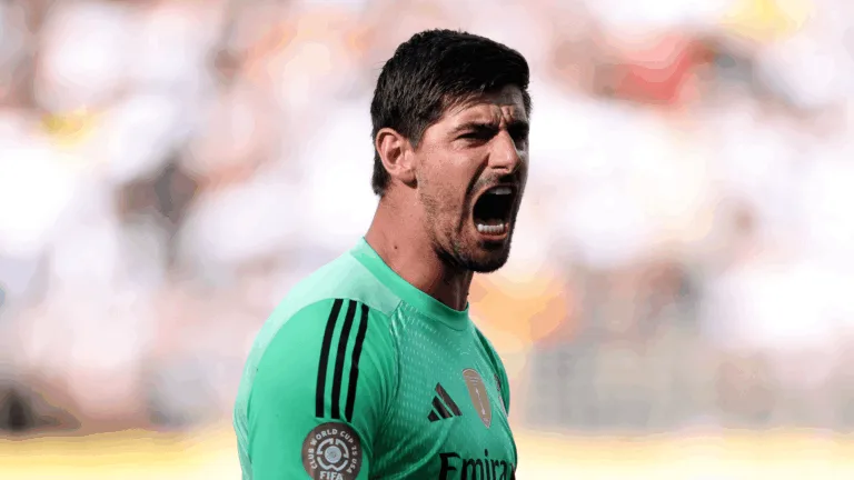 Internet enlouquece com atuação de Courtois contra Borussia Dortmund: “Impediu o maior empate da história dos Mundiais”