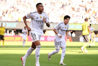 Mbappé faz golaço em Real Madrid x Borussia e homenageia Diogo Jota no Mundial de Clubes