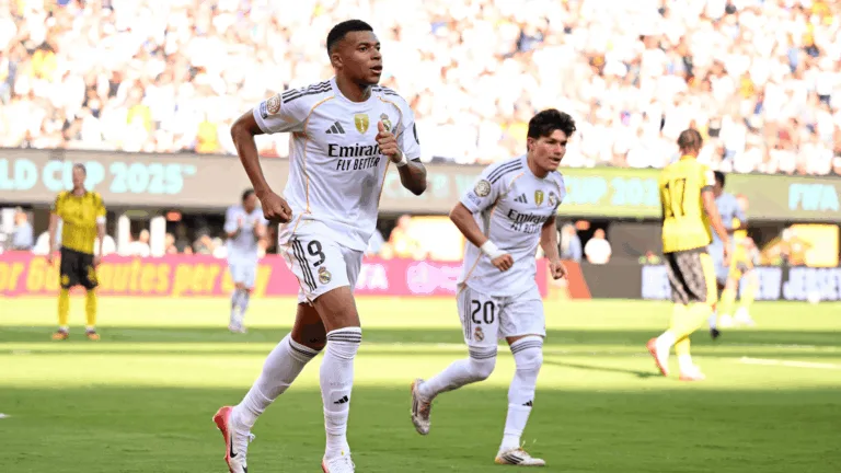 Mbappé faz golaço em Real Madrid x Borussia e homenageia Diogo Jota no Mundial de Clubes