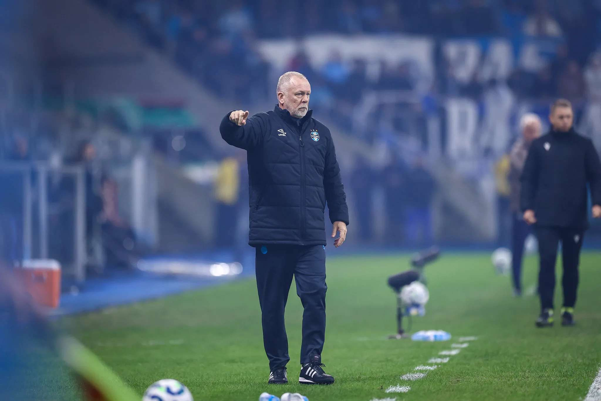 Mano Menezes tem saldo positivo no Grêmio em parada do Mundial de Clubes e torcedores podem se animar