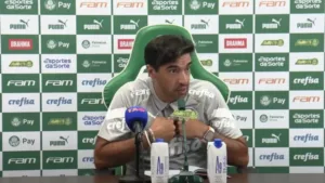 Muller vê exagero de Abel Ferreira com cláusula em novo contrato com Palmeiras: “Leila não vai aceitar”