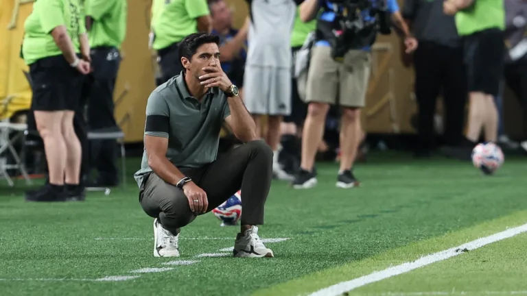 Abel não pode reclamar das contratações do Palmeiras e Julio Gomes decreta: “Escorpião saiu do bolso da Leila”