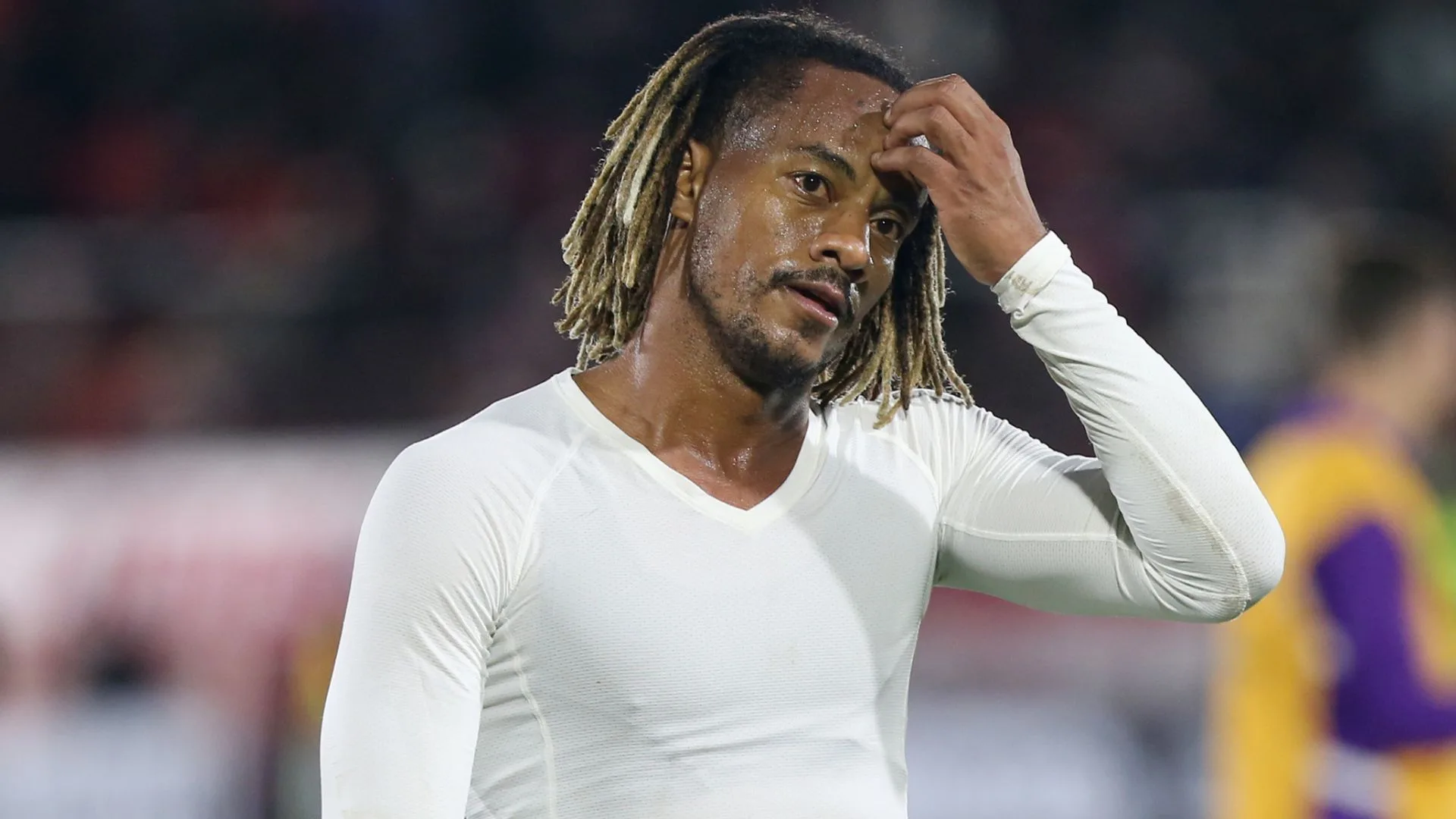 Escalação do Corinthians para clássico contra o Palmeiras é divulgada e Fiel contesta: “Começar com Carrillo é um erro”