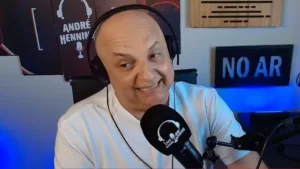 André Henning avalia fase do Corinthians e destaca momento conturbado: “O extracampo está complicado”