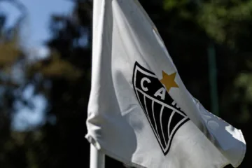 Atlético-MG prioriza resolução de pendências com o elenco durante janela de transferências 