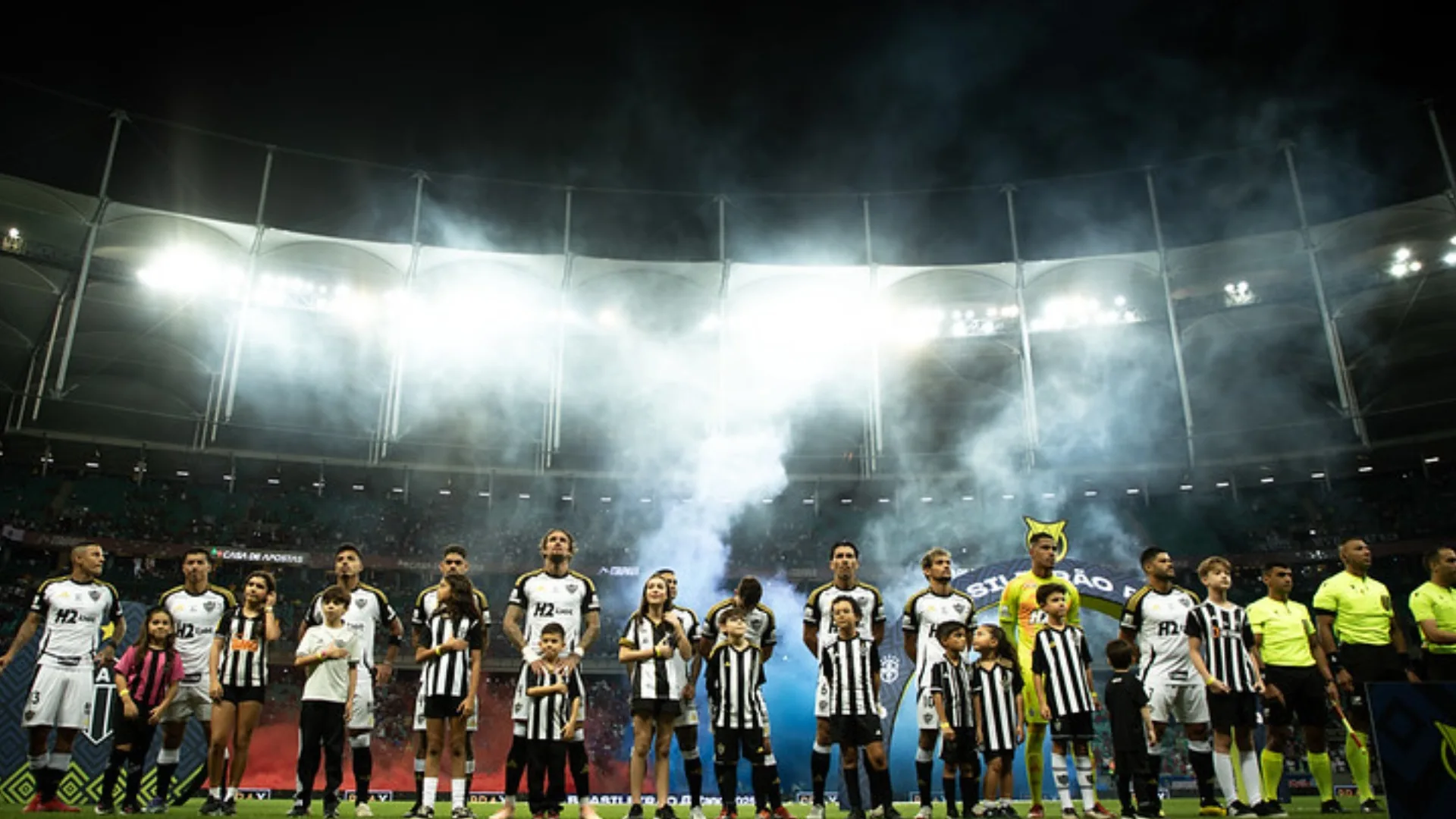 Atlético-MG tem futuro da temporada de 2025 para ser definido nos próximos 30 dias