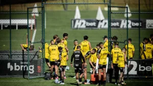 Atlético-MG tem julho com mais de 20 mil km de ‘estrada’ e ajusta logística de ‘maratona’