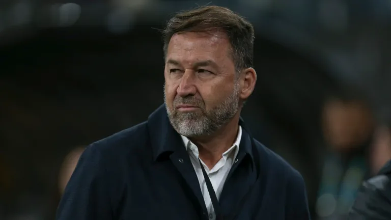 Armando Mendonça, vice-presidente do Corinthians, detona Augusto Melo por gestão e acusa: “Não cumpriu nada do que prometeu”