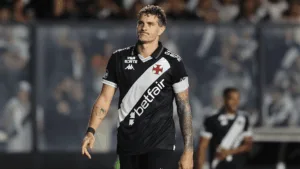 Benja cita sofrimento e alerta situação do Vasco após eliminação: “O que está acontecendo não é normal”