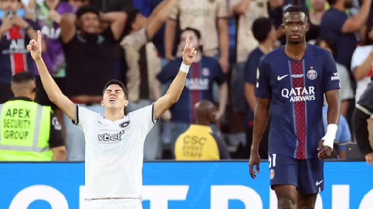 PSG atropela o Real Madrid e torcedores do Botafogo alfinetam Flamengo, Fluminense e Palmeiras: “Maior feito dos brasileiros”