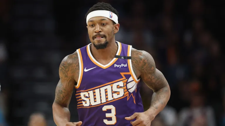 Bradley Beal rescinde com Suns e assina contrato com Clippers de Kawhi Leonard e James Harden