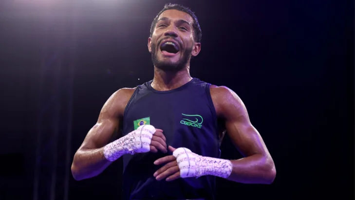 Brasil conquista quatro ouros na Copa do Mundo de Boxe, com neto do medalhista olímpico Servílio de Oliveira, entre os vencedores Brasil conquista quatro ouros na Copa do Mundo de Boxe, com neto do medalhista olímpico Servílio de Oliveira, entre os vencedores