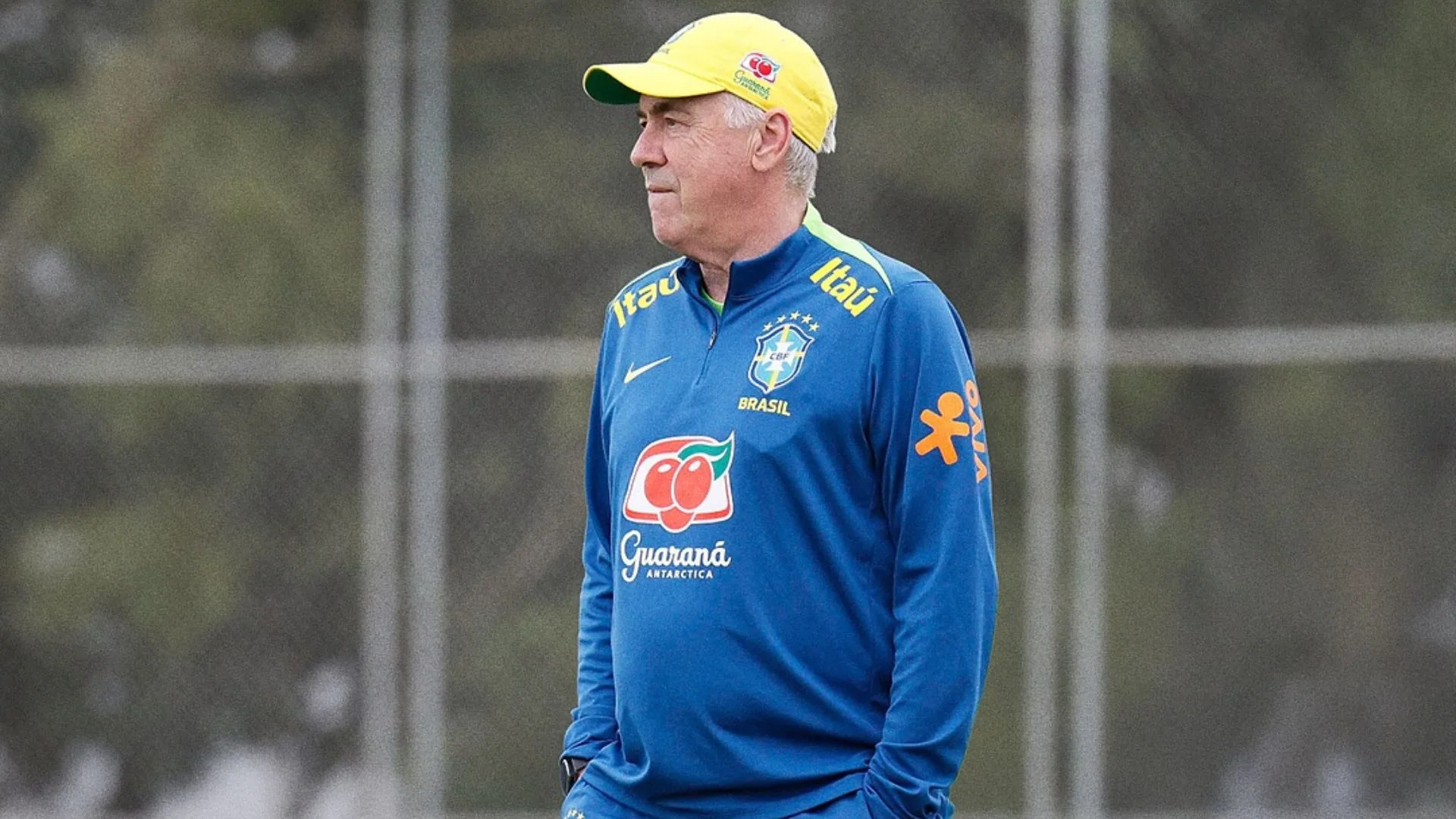 Carlo Ancelotti deve observar cinco jogadores em Flamengo x Internacional: Danilo, Alex Sandro, Léo Ortiz, Luiz Araújo e Pedro