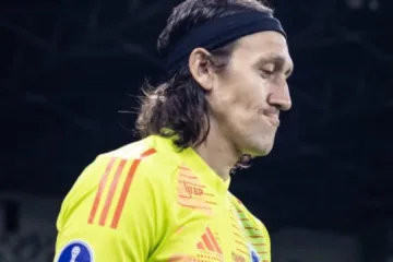 Cássio fala de depressão à época do Corinthians e Renata Fan exalta força do goleiro: “Imagino o que ele sofreu”