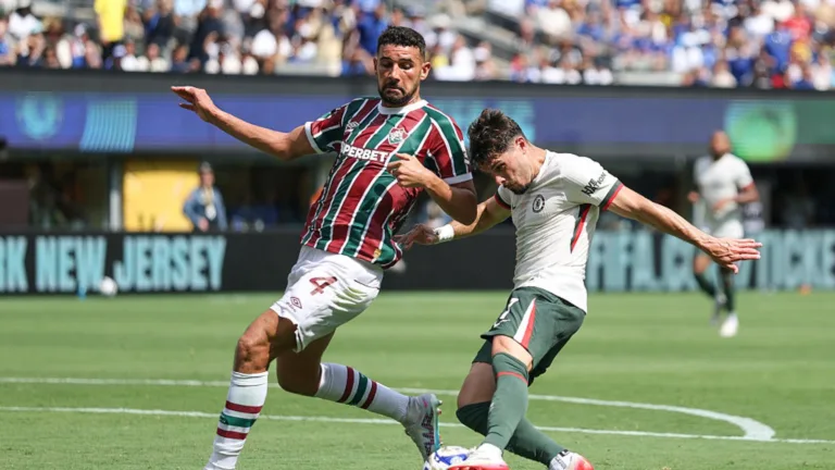 Entenda a regra da FIFA que o fez o pênalti do Fluminense contra o Chelsea ser anulado no Mundial