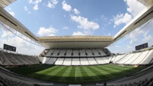 Zé Elias opina se Corinthians deveria virar SAF: “O clube vem sendo lesado”