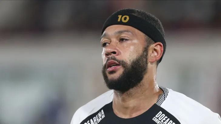 Craque Neto detona Memphis Depay por falta em treino do Corinthians e rechaça multa: “Mentira, não tira nada” Craque Neto detona Memphis Depay por falta em treino do Corinthians e rechaça multa: “Mentira, não tira nada”
