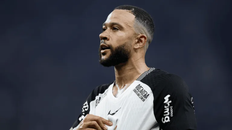 Craque Neto avalia futuro de Memphis Depay no Corinthians: “Esse cara não fica”