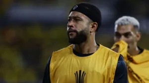 Craque Neto projeta saída Memphis Depay no Corinthians e alerta sobre processo: “Vai perder tanto dinheiro”