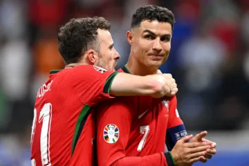 Cristiano Ronaldo lamenta morte de Diogo Jota, do Liverpool, e deseja força à família: “Vamos sentir a sua falta”