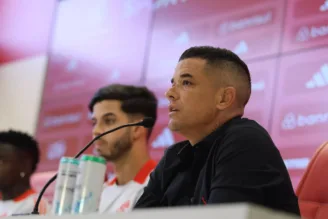 D'Alessandro, na apresentação de Kaique Rocha e Carbonero em janeiro